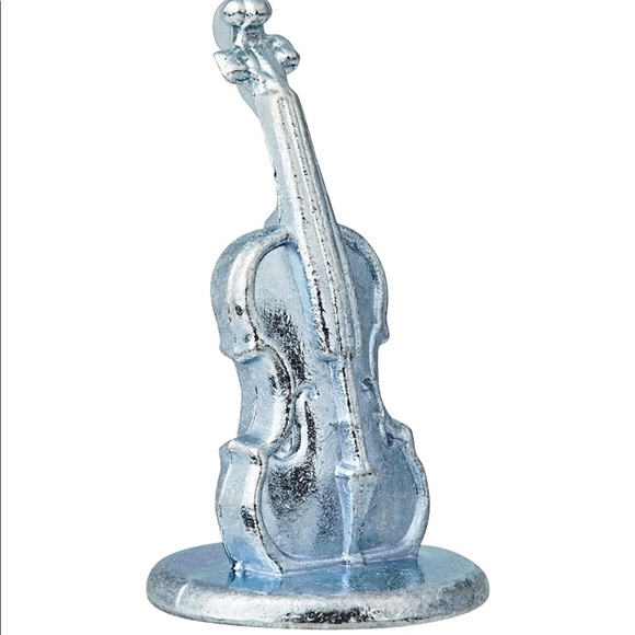 Limited Edition Monopoly Board Game: Ghostbusters - Picture 6 of 6